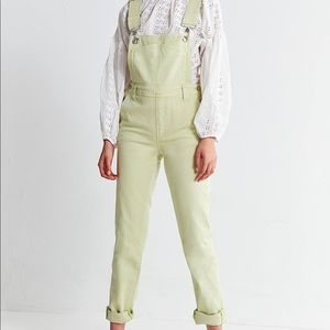 URBAN OUTFITTERS BDG GROMMET GREEN OVERALLS